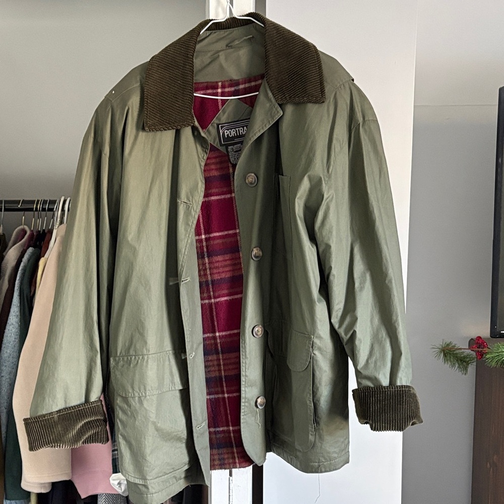Vintage Men's Green Barn Jacket with flannel lining